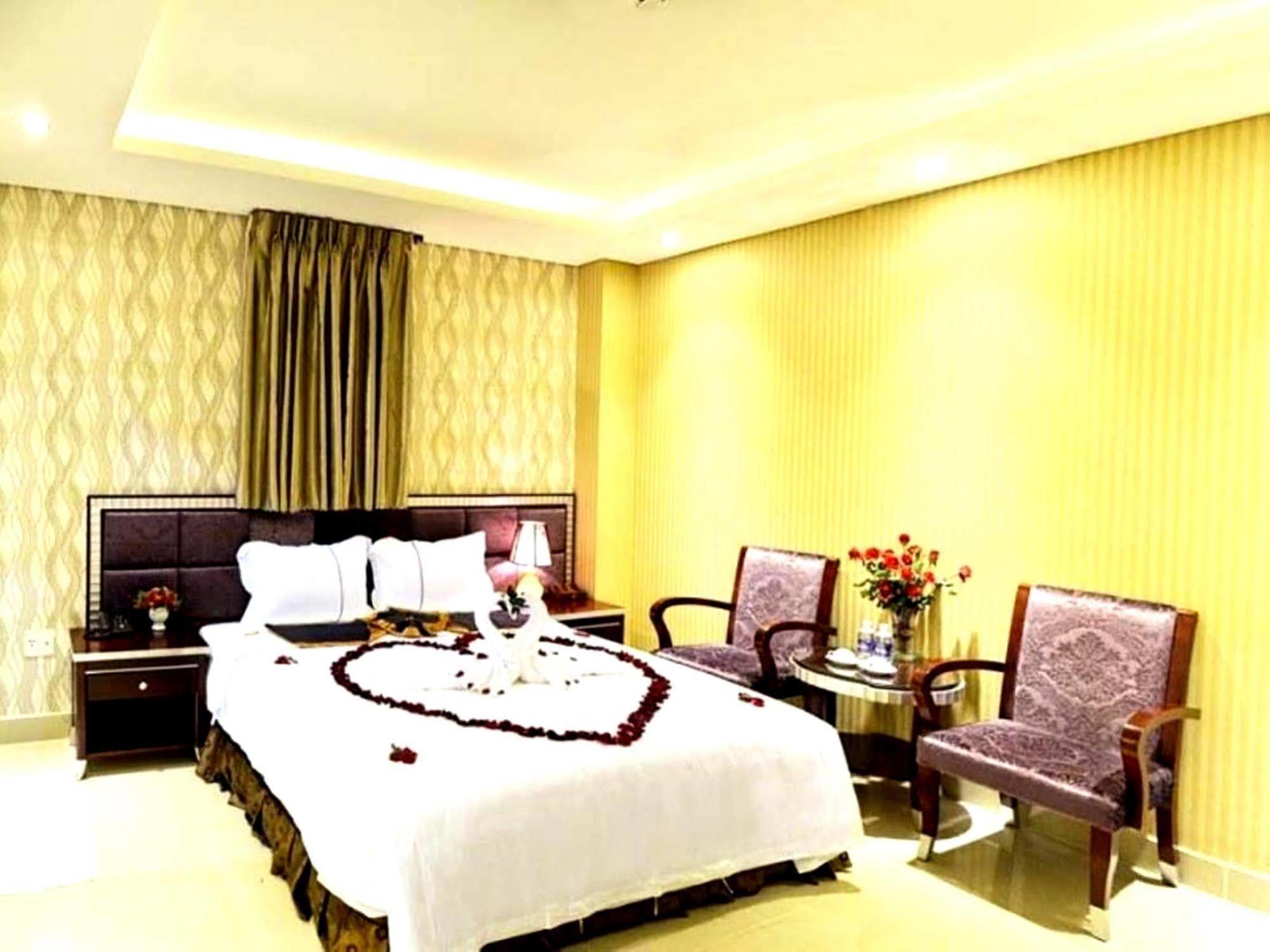 Bay Sydney Hotel Дананг Экстерьер фото